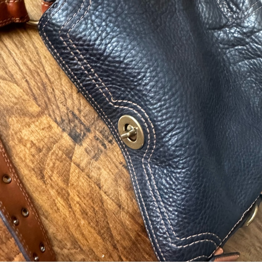 Coach Legacy Black Pebbled Leather Shoulder Bag, Vintage Style C0769-10958 - Picture 8 of 13